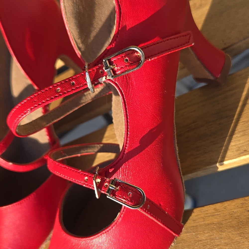 Very Fine PP201 Red 3” Cuban Heel Salsa Latin Dance Shoes 6.5 - Picture 10 of 17